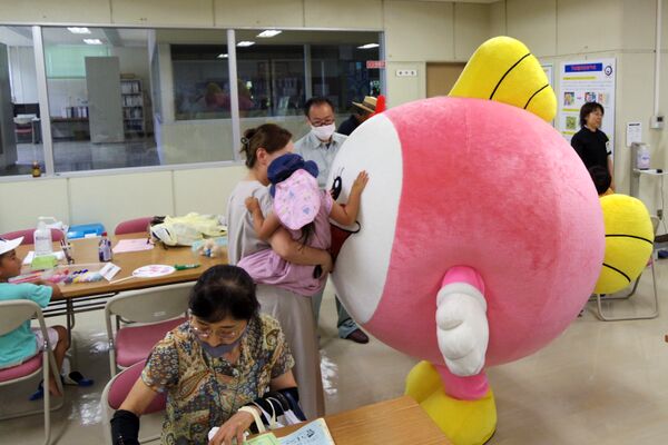 スイミーちゃんとの触れあい